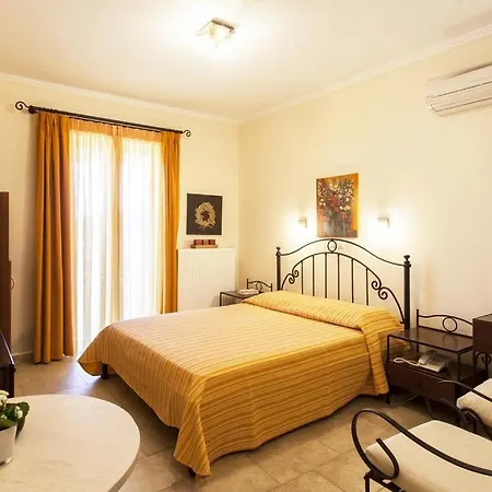 Karya Apartment *